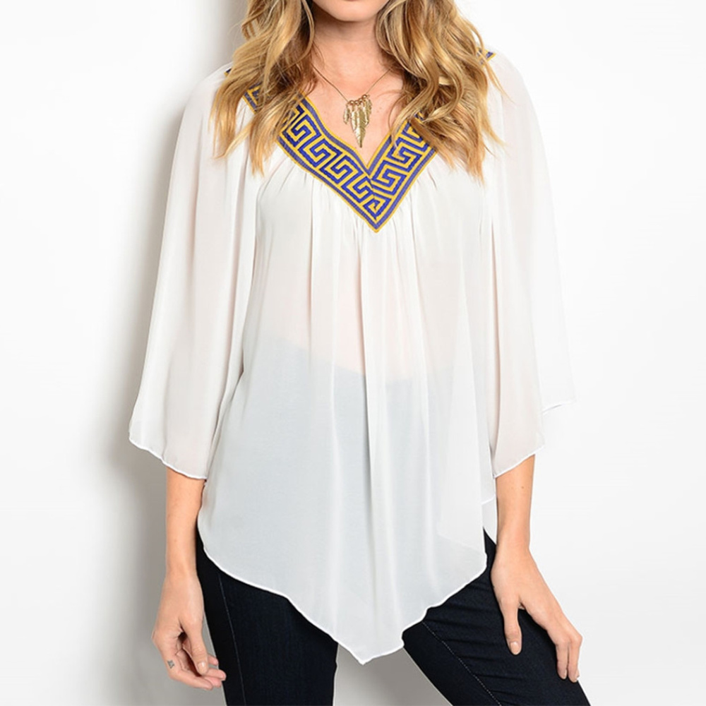 🆕 White Embroidered Aztec Blouse